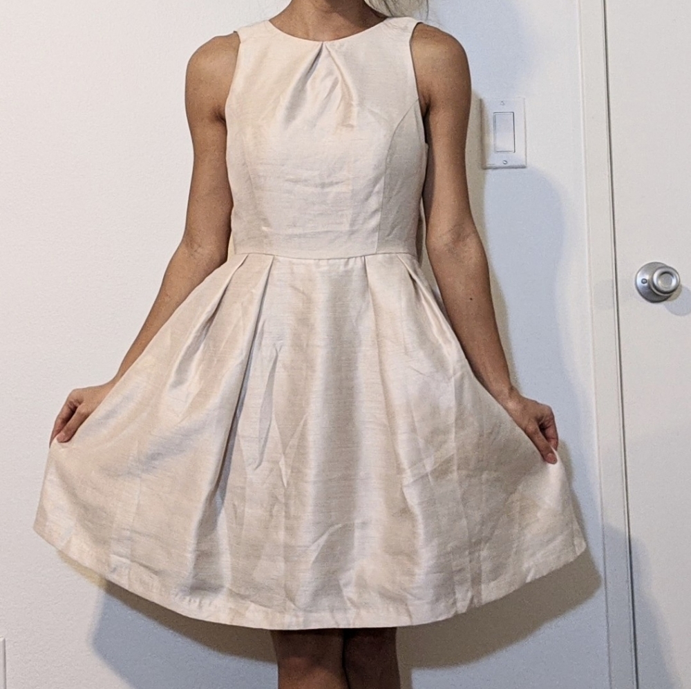 Sleeveless A-line dress